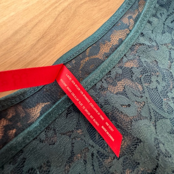 Ruby Ribbon Lingerie Tank - Picture 5 of 7